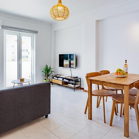 Bright 1Bdr Apartment W/Balcony By Lovelystay Vila Real de Santo António Kültér fotó