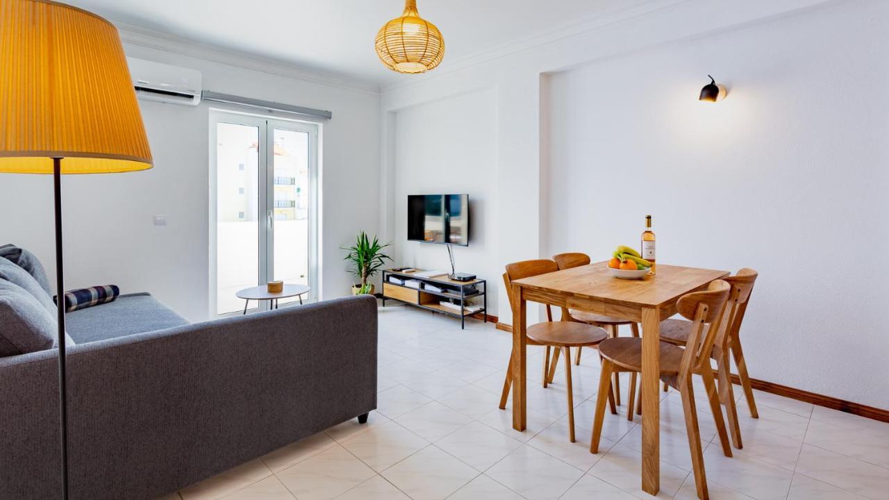 Bright 1Bdr Apartment W/Balcony By Lovelystay Vila Real de Santo António Kültér fotó